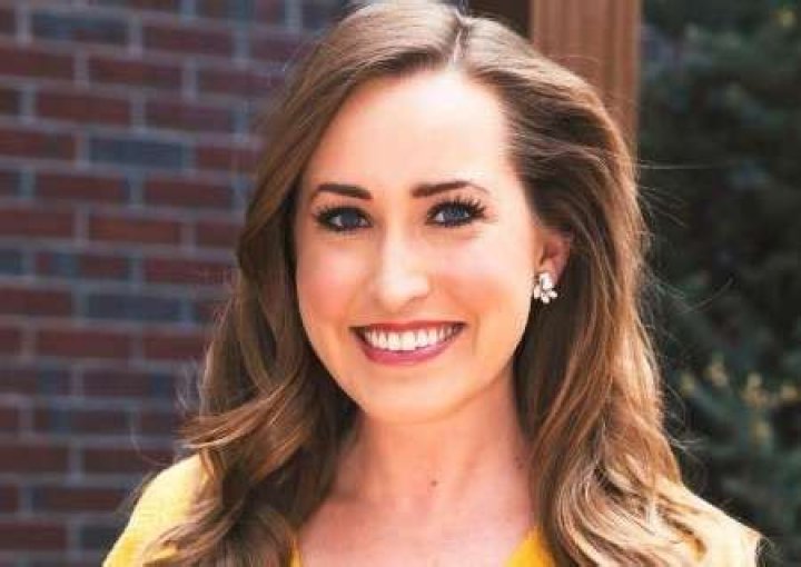KUSA-TV Meteorologist, Kylie Bearse Is Currently Single and Unmarried.